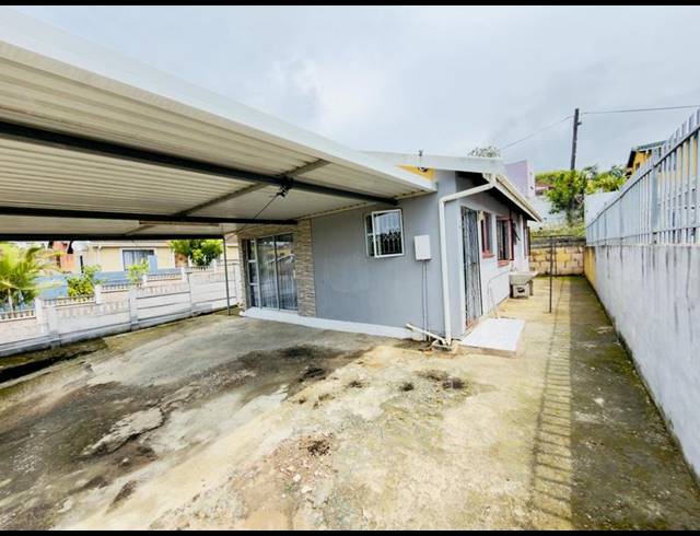 3 BEDROOM HOUSE FOR SALE IN NEWLANDS WEST